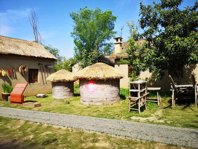 農家樂茅草屋頂