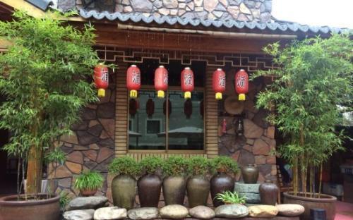 小型農家樂如何利用廢棄物打造一個讓游客看了不想走的院子